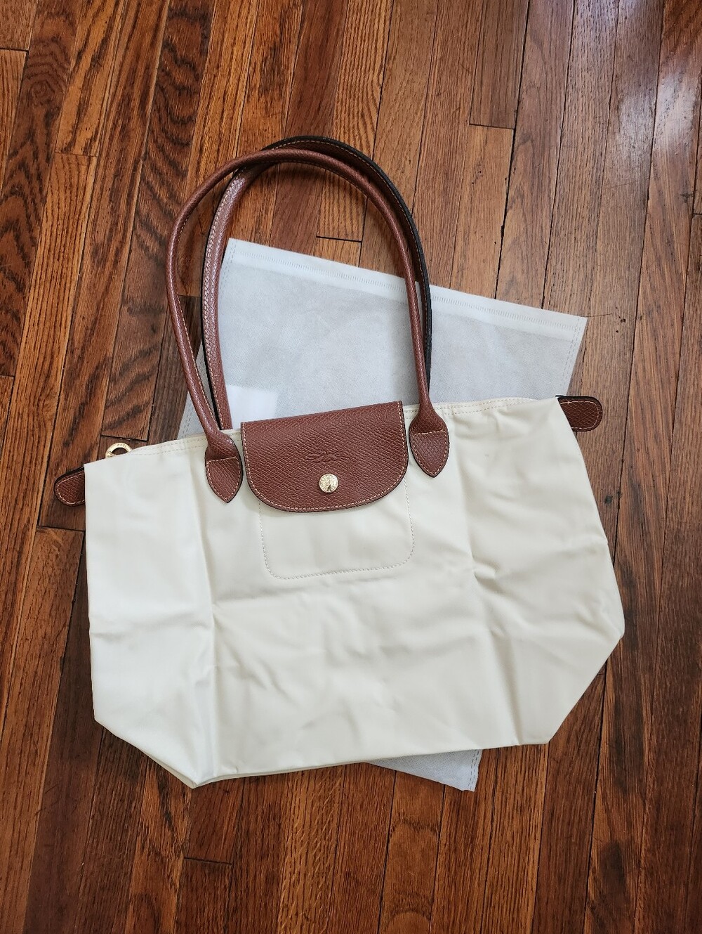 Longchamp Beige MEDIUM tote Bag NWT